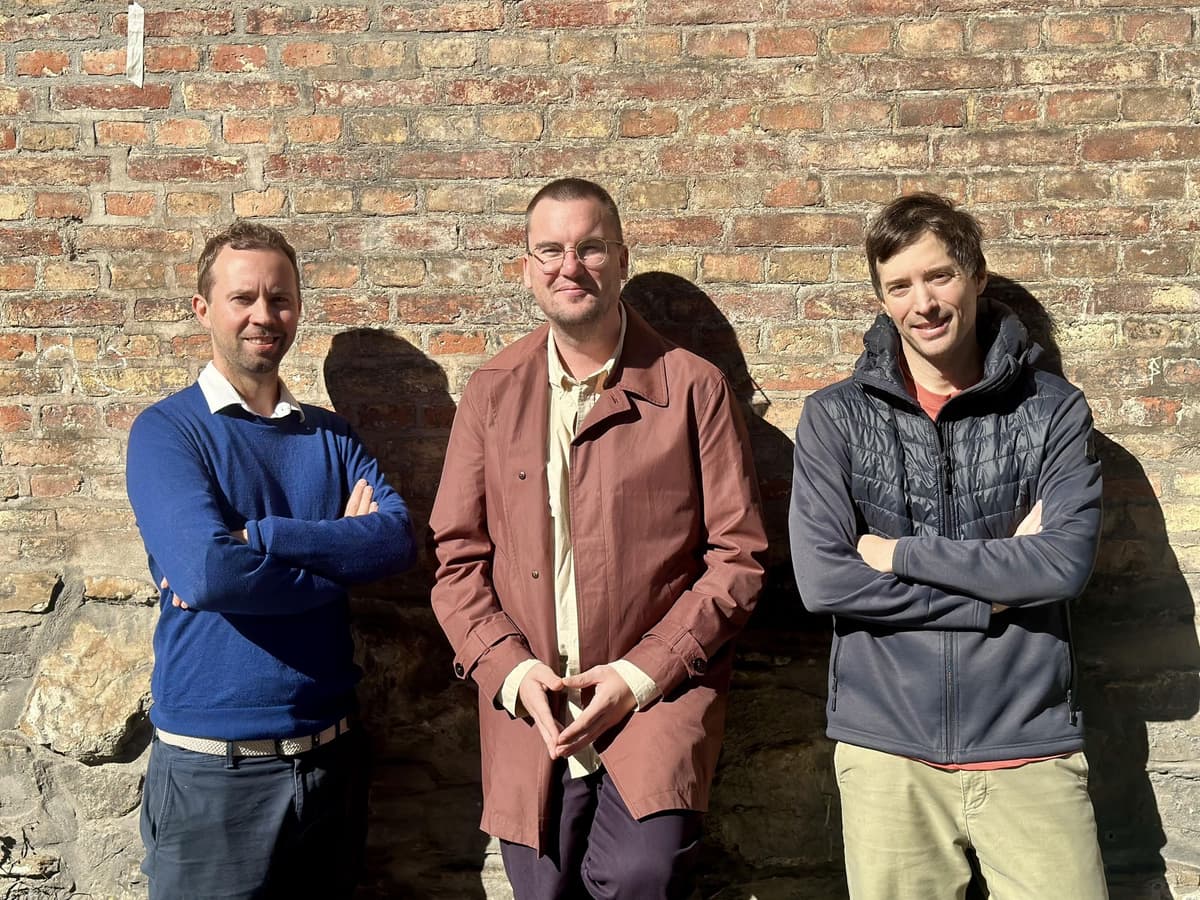 Two platform screenshot